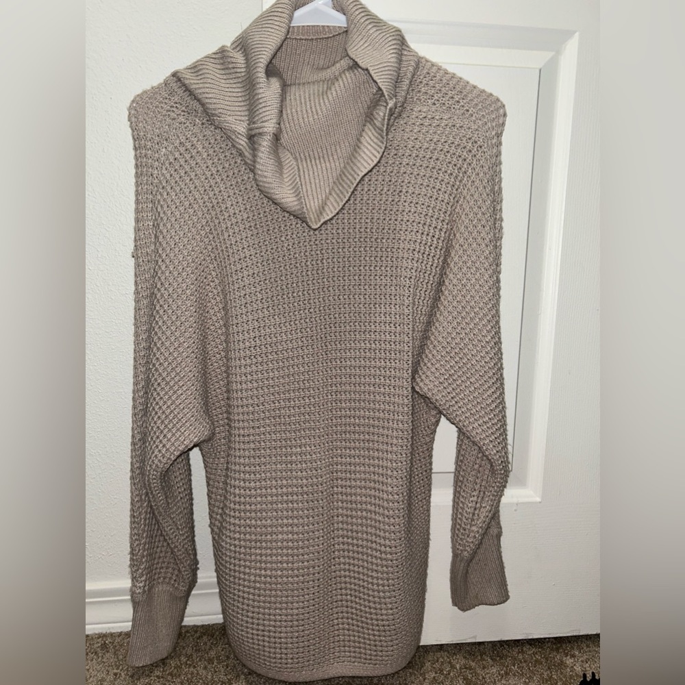 Size small beige color